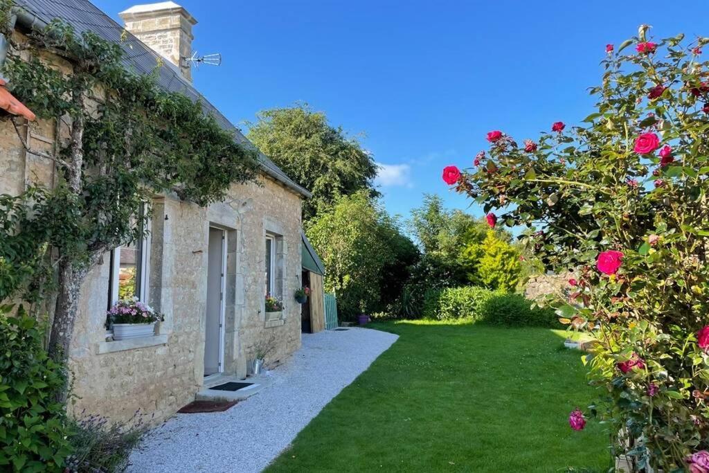 Gite En Cotentin Villa Etienville Exteriör bild