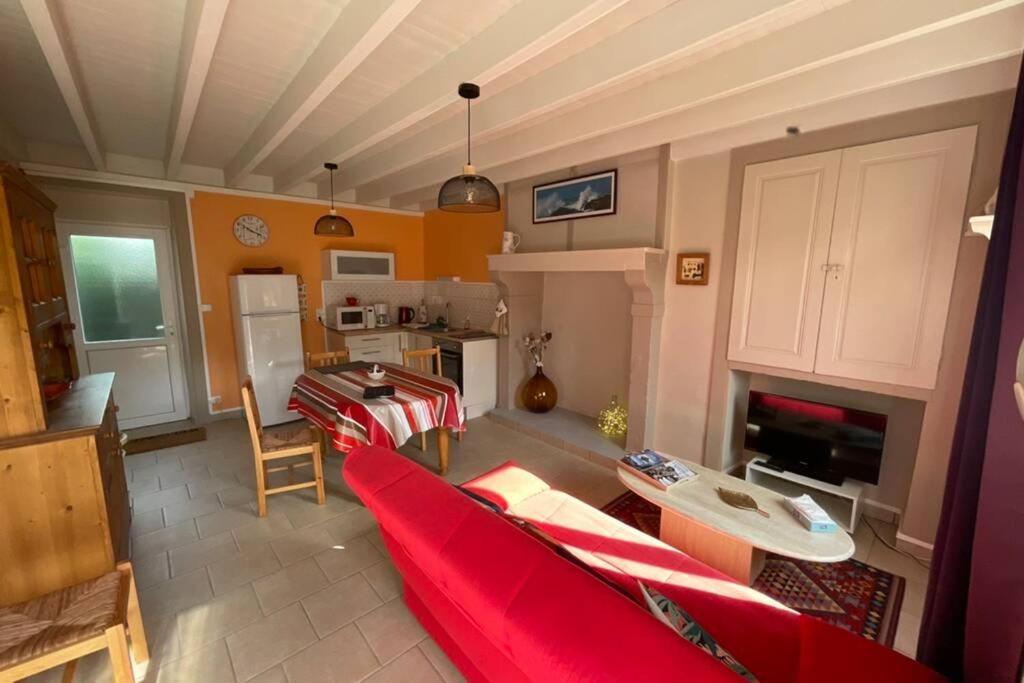 Gite En Cotentin Villa Etienville Exteriör bild
